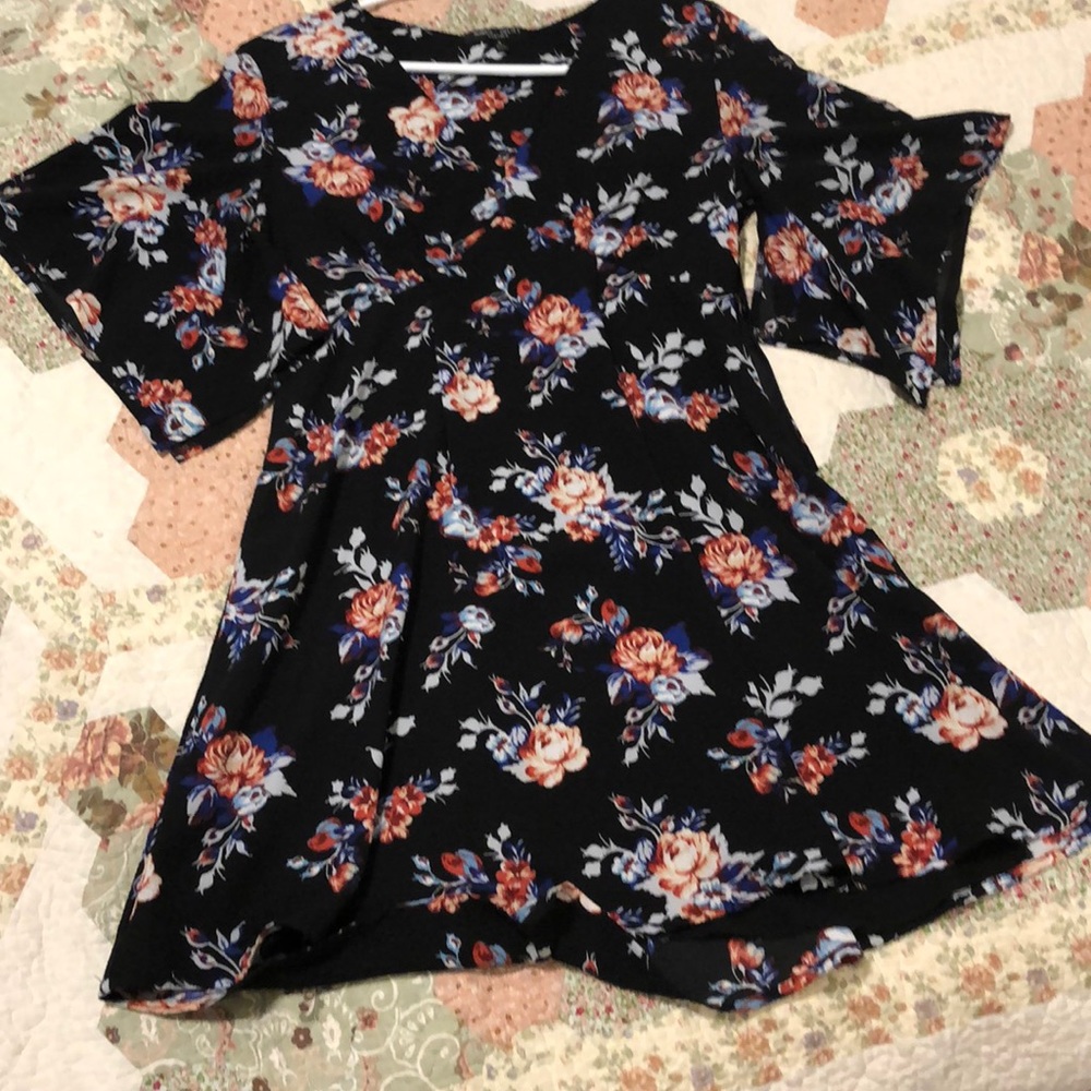 Short floral dress